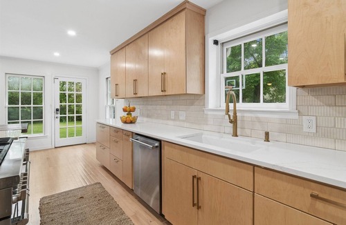 Dallas House | World Cup Dallas 2026-Forest Hills Premier Estate-Chef's Kitchen-Huge Backyard