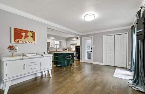 Lake Highlands House | World Cup Hub, private pool home"L" streets near White Rock Lake & Arboretum
