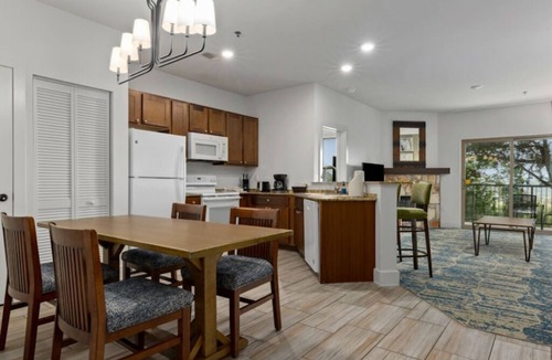 Ingram Condo | WorldMark Stablewood Springs Resort - 3 Bedroom Condo, Sleeps 10