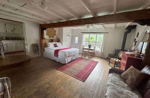 San Cristobal Other | Writer’s Farm Cabin: Hot Tub Saunas Farm Animals