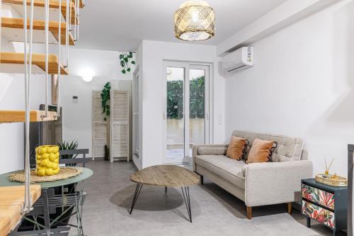 1 Bdr Duplex Downtown - AC in Nice