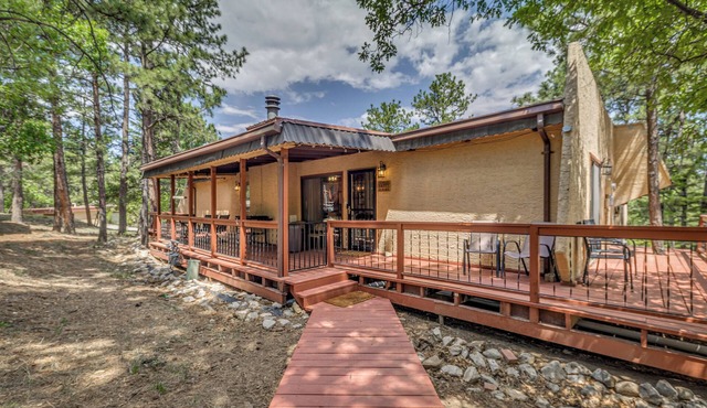 1 Mi to Ski Slopes: Alto Escape w/Game Room!