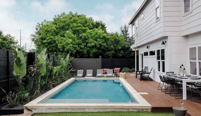 10BR East Austin Combo | Private Pool & Game Rooms