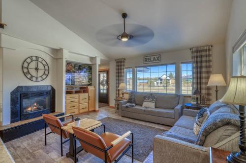 114 Morro Circle ("The Haven at Lake Hatcher")