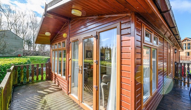 2 bedroom accommodation in Carnforth in Carnforth
