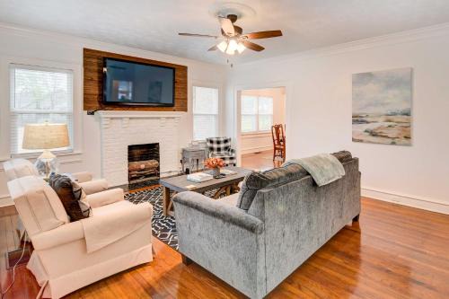 2 Mi to Dtwn: Waco Home w/Shared Yard! in Waco
