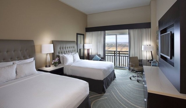 2 Pet-Friendly Units at Lakeway Resort & Spa, Outdoor Pool!