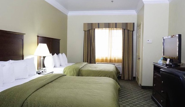 2 Queen Beds Room, Scottish Inns Cresson, Free Breakfast, Just Off Route 377