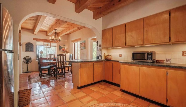 25 min to Ski | views | Firepit | Privacy