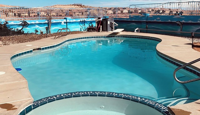 3 Bed Desert Beach House with a Mountain View - Private Pool and Hot Tub!