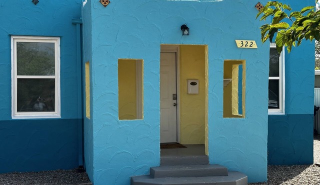 3 Bedroom home near UNM, Nob Hill, and downtown