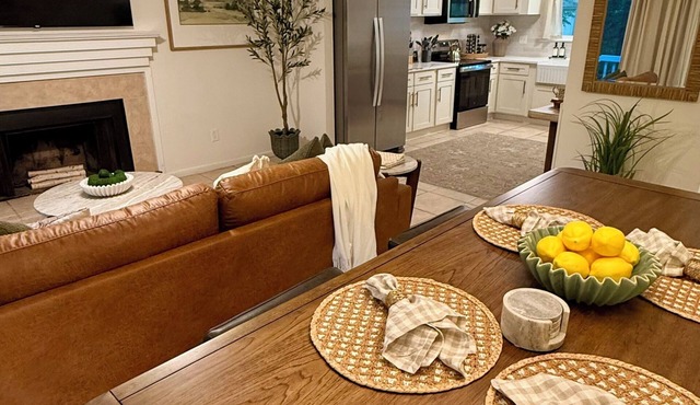 3Br Executive Woodland Retreat—Close to Hospitals, Trails, I45, Market St & Mall in Spring