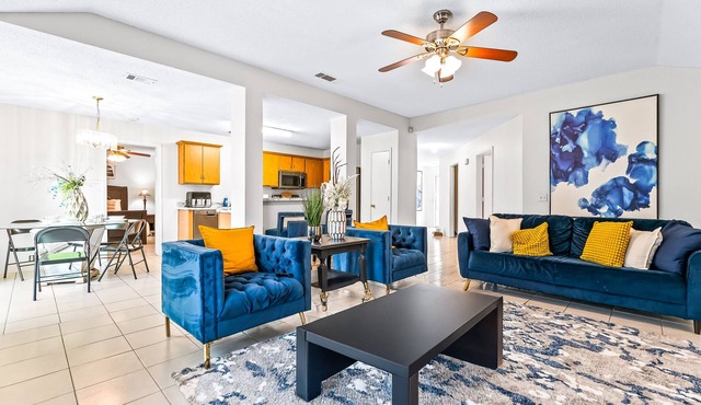 4 bedrooms, 2 bathrooms