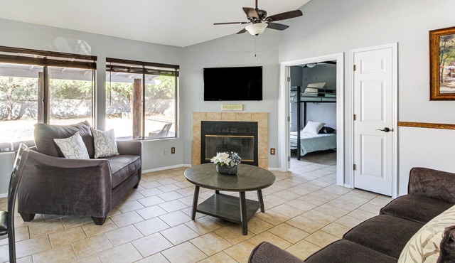 8 Mi to Linda Vista Trail: Tucson Home w/Patio