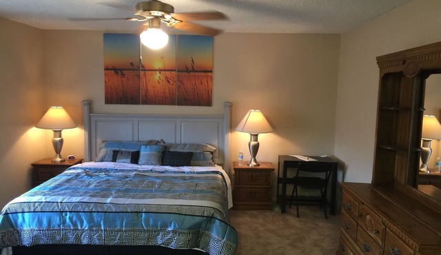 A- Enjoy a country Vacation Stay just outside San Antonio city Limits.
