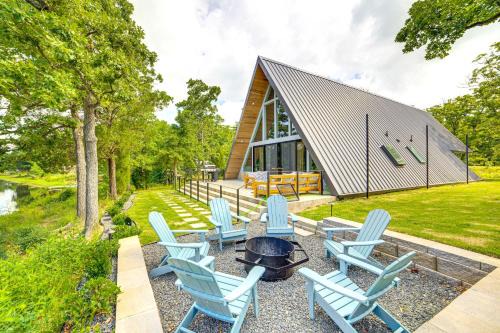 A-Frame Cabin w/Deck Near Cedar Creek Lake