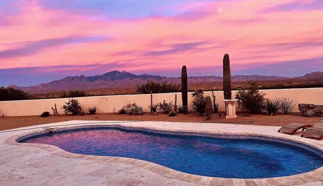 Adorable Casita with Pool for 2 People