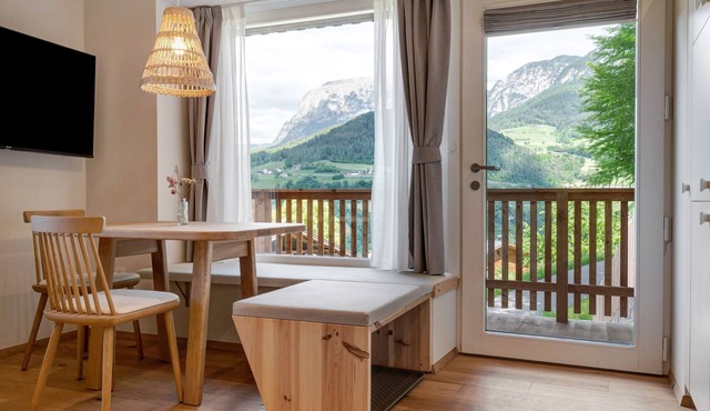 Apartment 'Hans' with Mountain View, Private Garden and Wi-Fi in Cornedo all'Isarco