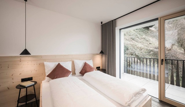 Apartment 'Picea Am Ötzerhof 1' with Mountain View, Shared Garden and Wi-Fi in Merano