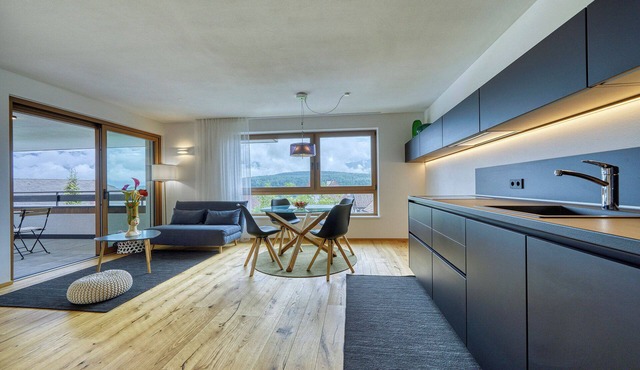 Apartment with a view of the surrounding mountains in Pfalzen