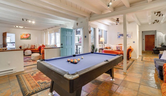 Artsy & Spacious Retreat w/Sauna in Santa Fe!