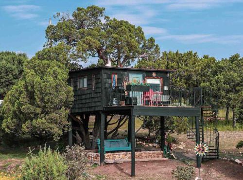 Ashley's Treehouse At El Mistico Ranch
