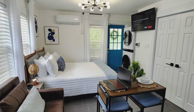 Azul Relaxing Studio In Mineral Well Texas