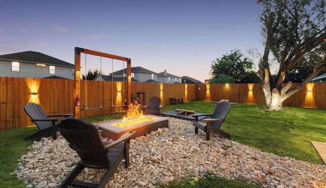 Backyard Oasis: Smart Home w/Alexa & Fire Pit