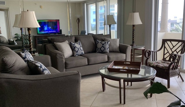 Beachfront Condo With Balcony/Partial Ocean View - Special Summer/Fall Pricing in Surfside