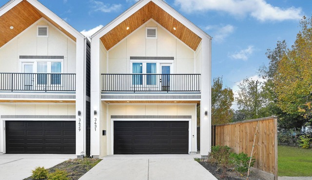 Beautiful Home by Medical Center and Downtown!