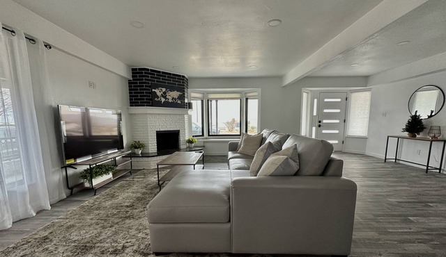 Beautiful home located in historic district overlooking downtown El Paso.