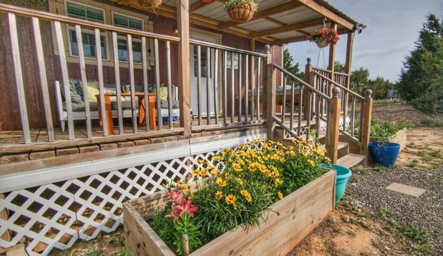 Bluebonnet - Hot Tub Gazebo - City Escapes Cabins