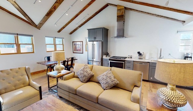 Bosque Casita: Downtown Railyard District, a short walk to Plaza