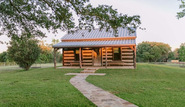 Brooks Cabin @ The Lone Star Farm