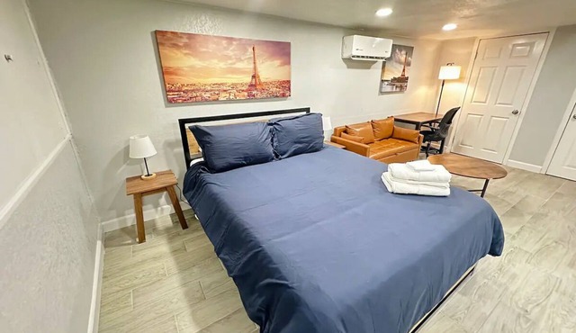Casa Memphis Chic Basement Gem