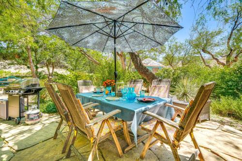 Casa Paloma Studio: Artsy & Airy w/Hot Tub Access