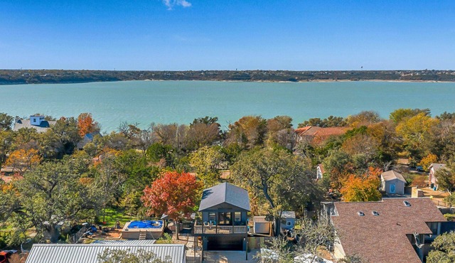 Casita by the Lake | Boat Parking | Walk to Lake
