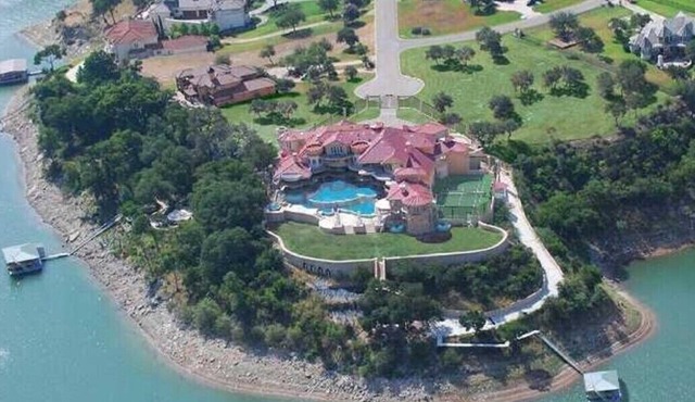 Castello Sul Lago on Lake Travis