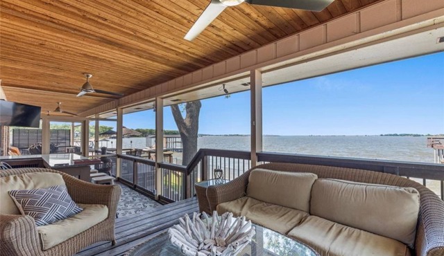 Cedar Creek Serentity Shores Lake house