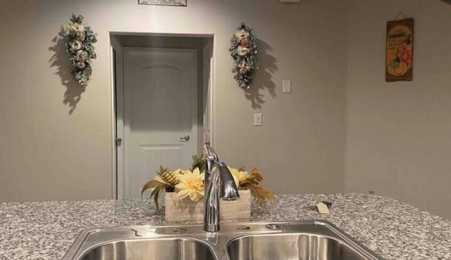 Central Haven in Midland/Odessa area, 4BR/3.5Bath in Gardendale