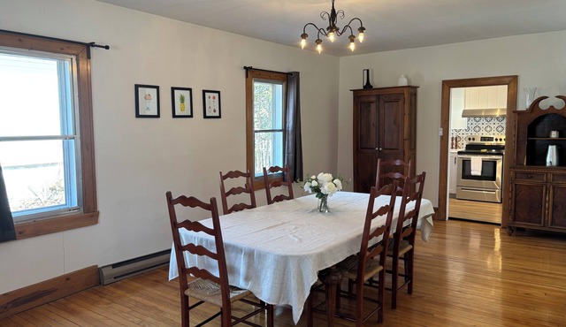 Charming Beaconsfield Home in Beaconsfield