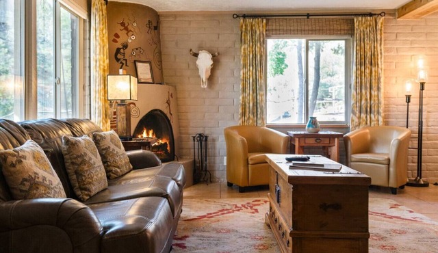 Charming Santa Fe Gem, Close to Plaza