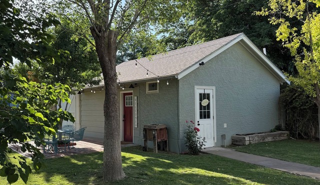Charming studio in downtown Roswell, New Mexico. in Roswell