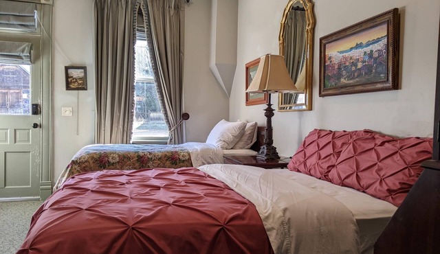 Charming Suite in the heart of SIlverton and the San Juans