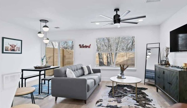 Charming Urban Home with pet friendly backyard