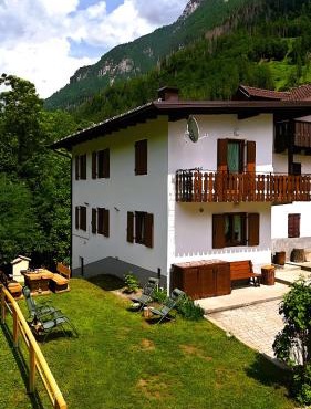 Ciasa Civetta in Piaia