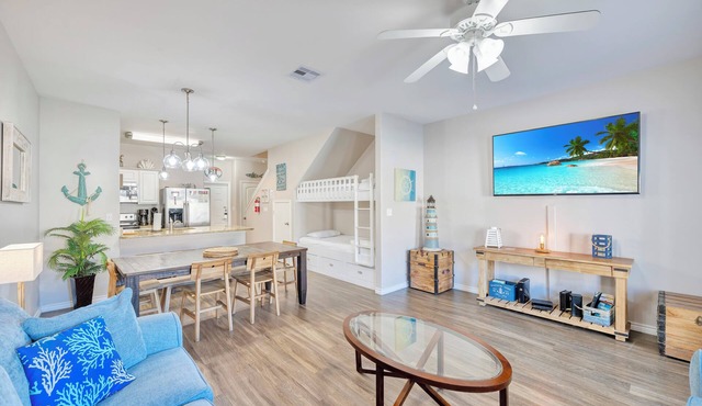 Coastal Retreat W/Pool Views, Private Balconies and Spacious Living
