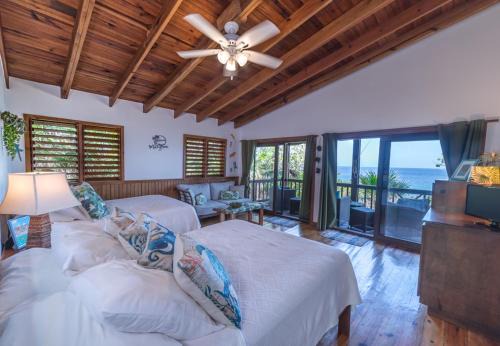 Cocolobo Resort in West End