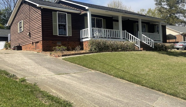 Convenient 3 Bedroom, 2 Full Bath Masters Rental. 2 Miles/15 minute walk to ANGC in Augusta