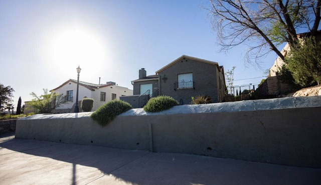 Cottage at Kern w/Scenic Views